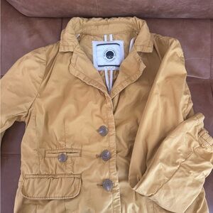 Stylish Gold Women's Jacket